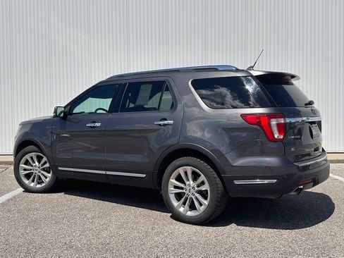 Used 2019 Ford Explorer Limited w/ Ford Safe & Smart Package AWD/4WD image 3