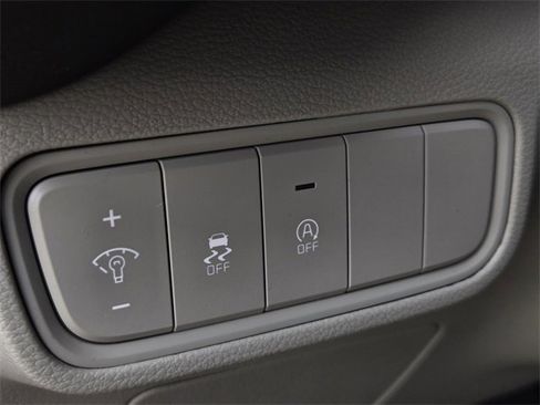 Certified 2025 Kia Soul LX w/ LX Technology Package image 19