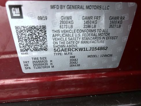 Used 2020 Buick Enclave Premium w/ Sun and Sites Package image 26