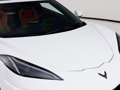 Used 2021 Chevrolet Corvette Stingray Preferred Cpe w/ Engine Appearance Package image 46