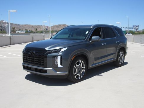 Used 2025 Hyundai Palisade SEL FWD image 1