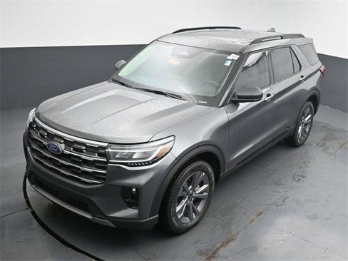 New 2026 Ford Explorer Active w/ Active Comfort Package image 18