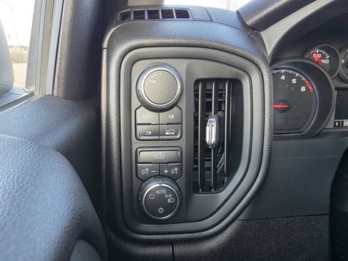 Used 2019 Chevrolet Silverado 1500 W/T w/ WT Convenience Package image 17