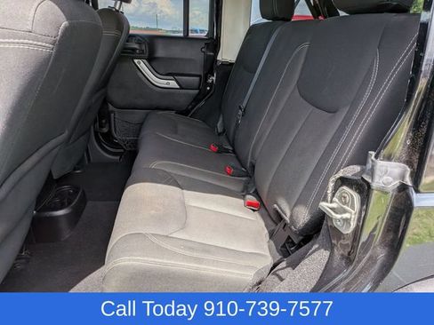 Used 2015 Jeep Wrangler Unlimited Rubicon w/ Dual Top Group AWD/4WD image 28