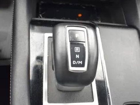 Used 2024 Mitsubishi Outlander FWD image 36