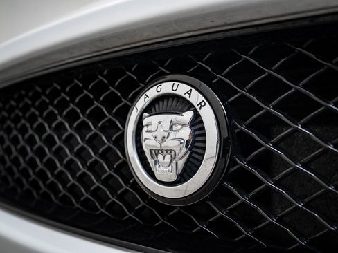 Used 2012 Jaguar XKR R-S image 4