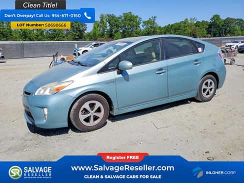 Used 2014 Toyota Prius Two FWD image 1