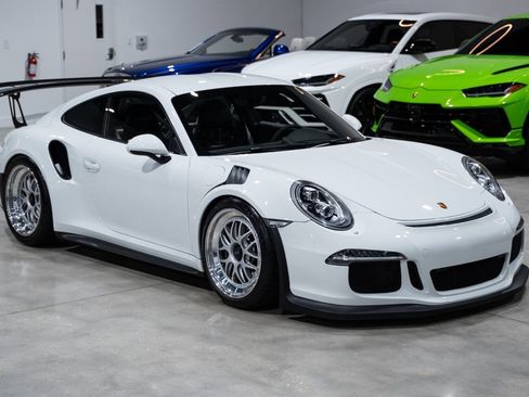 Used 2016 Porsche 911 GT3 RS RWD image 8