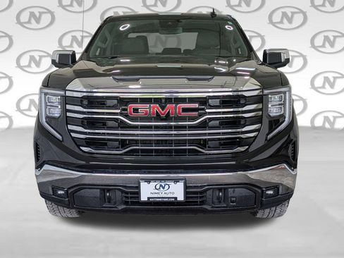 Used 2022 GMC Sierra 1500 SLT w/ X31 Off-Road Package AWD/4WD image 38