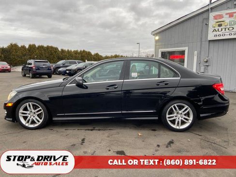 Used 2012 Mercedes-Benz C 300 Sport image 2