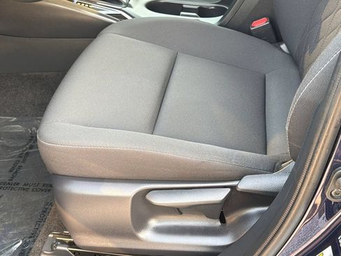 Used 2024 Toyota Corolla LE w/ LE Convenience Package FWD image 19