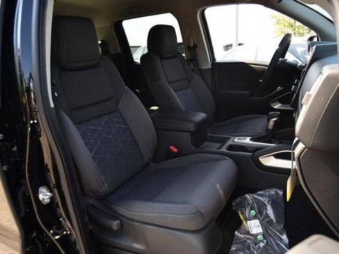 New 2026 Nissan Frontier SV image 23