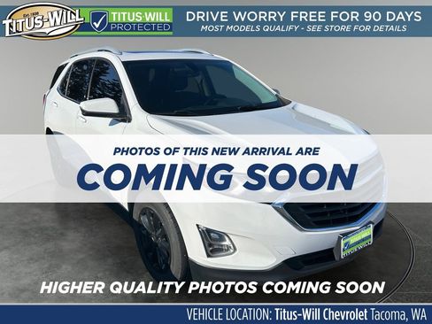 Used 2019 Chevrolet Equinox LT w/ Sun & Navigation Package AWD/4WD image 1