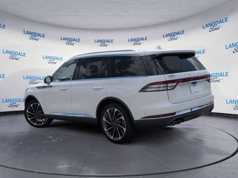 Used 2023 Lincoln Aviator Reserve w/ Equipment Group 201A RWD image 9