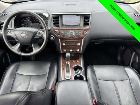 Used 2020 Nissan Pathfinder Platinum w/ Cargo Package AWD/4WD image 34