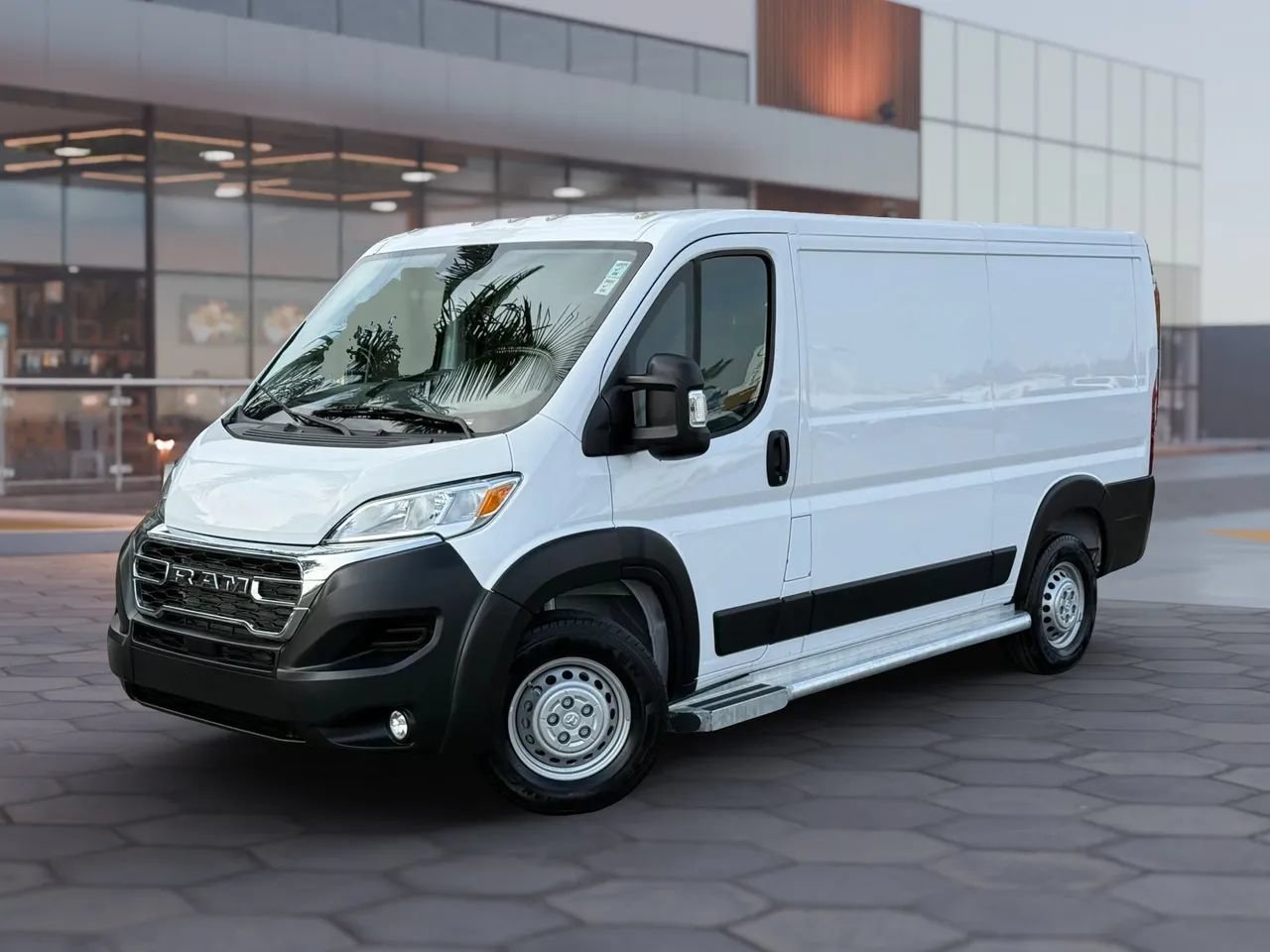 Used 2025 RAM ProMaster 2500 w/ U-Haul Equipment Group FWD image 2