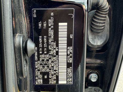 Used 2016 Lexus NX 300h AWD image 34