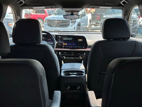 New 2026 Chevrolet Traverse RS image 9