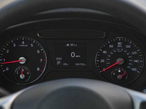 Used 2019 Kia Sorento L image 22