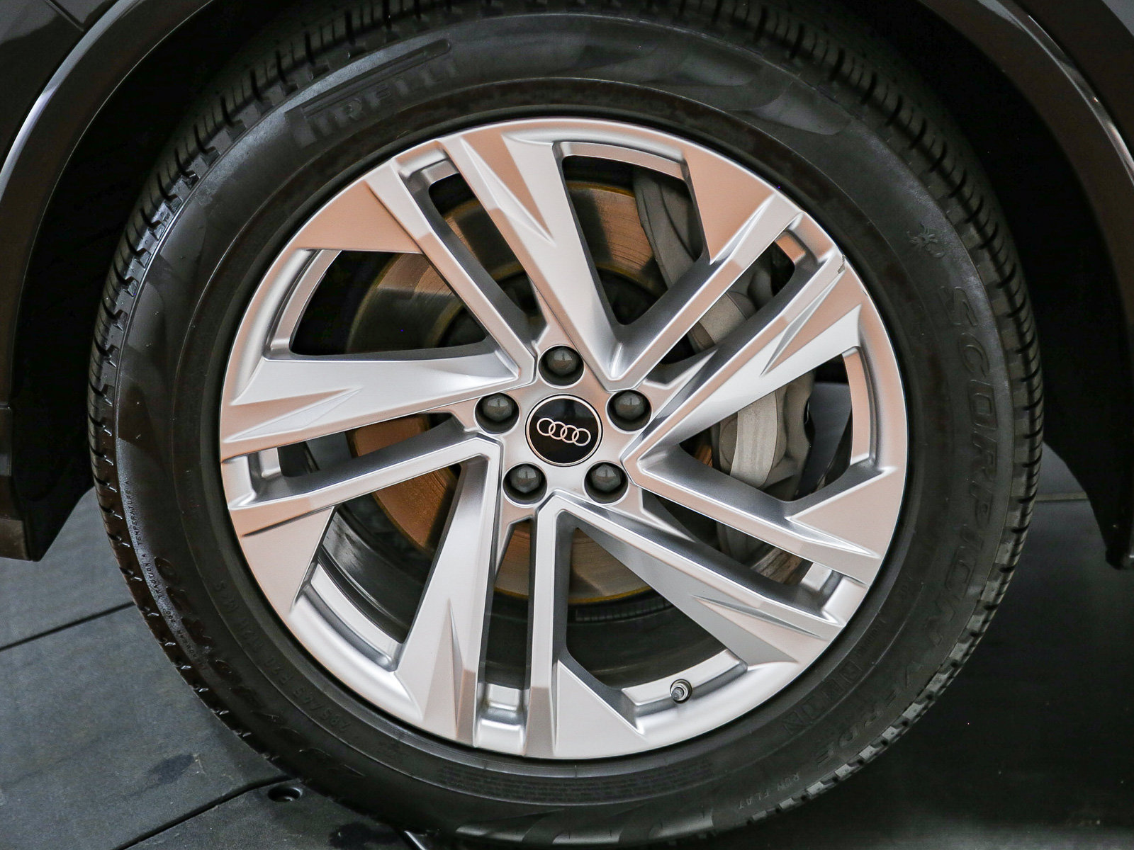 Certified 2023 Audi Q7 3.0T Prestige AWD/4WD image 10