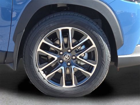 New 2026 Toyota Corolla Cross XLE image 11