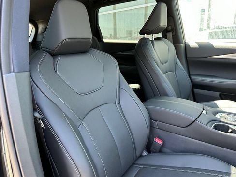 New 2027 INFINITI QX60 Sport w/ Dark Cargo Package AWD/4WD image 15