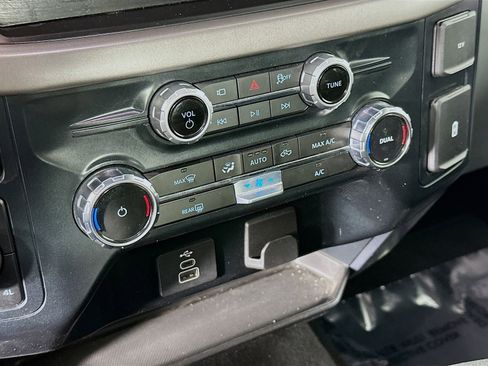 Used 2025 Ford F150 XLT w/ Equipment Group 301A Standard image 17