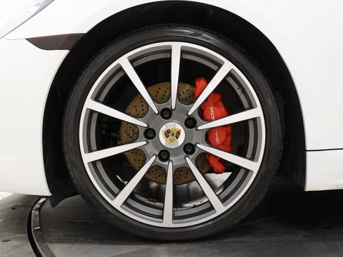 Used 2017 Porsche 718 Boxster S image 74