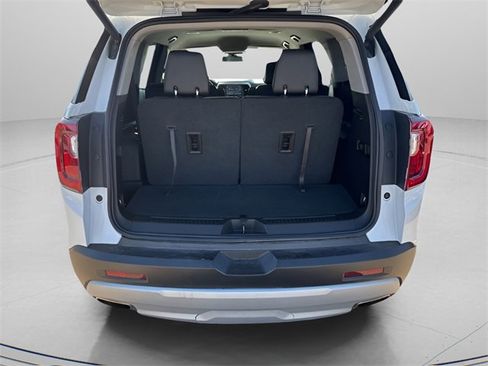 Used 2023 GMC Acadia SLT image 21