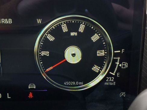 Used 2024 Ford Mustang Coupe image 12