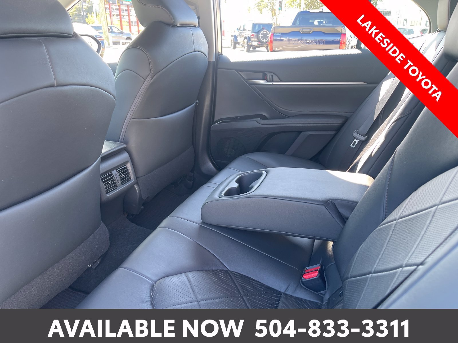 Certified 2018 Toyota Camry XLE FWD image 21