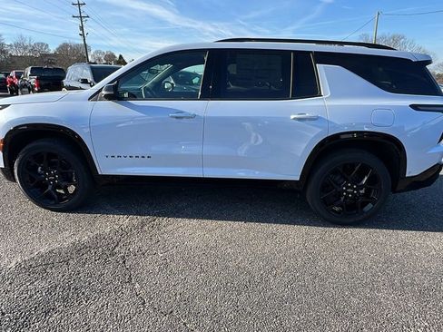 New 2026 Chevrolet Traverse RS image 8