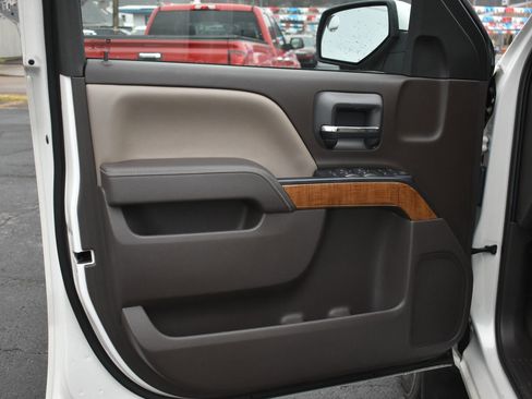 Used 2015 GMC Sierra 1500 SLE w/ SLE Value Package image 12