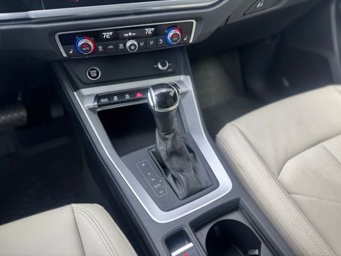 Used 2022 Audi Q3 2.0T Premium image 15