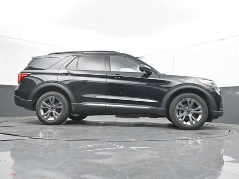 Used 2025 Ford Explorer Active w/ Active Comfort Package AWD/4WD image 43