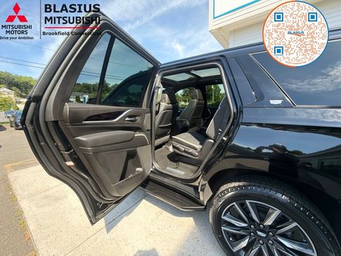 Used 2023 Cadillac Escalade Sport AWD/4WD image 57