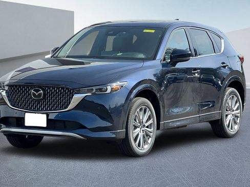 New 2025 MAZDA CX-5 Signature image 7