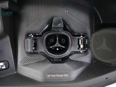 Used 2026 Nissan Leaf Platinum+ FWD image 28