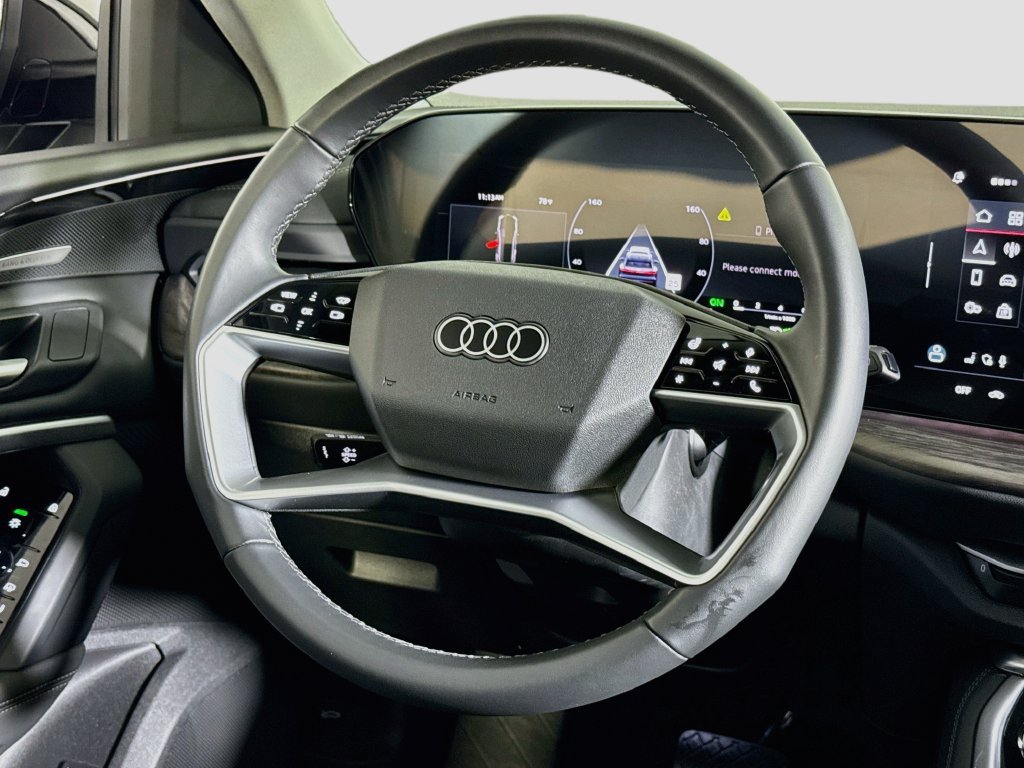 Used 2025 Audi Q5 Premium Plus w/ Premium Plus AWD/4WD image 10