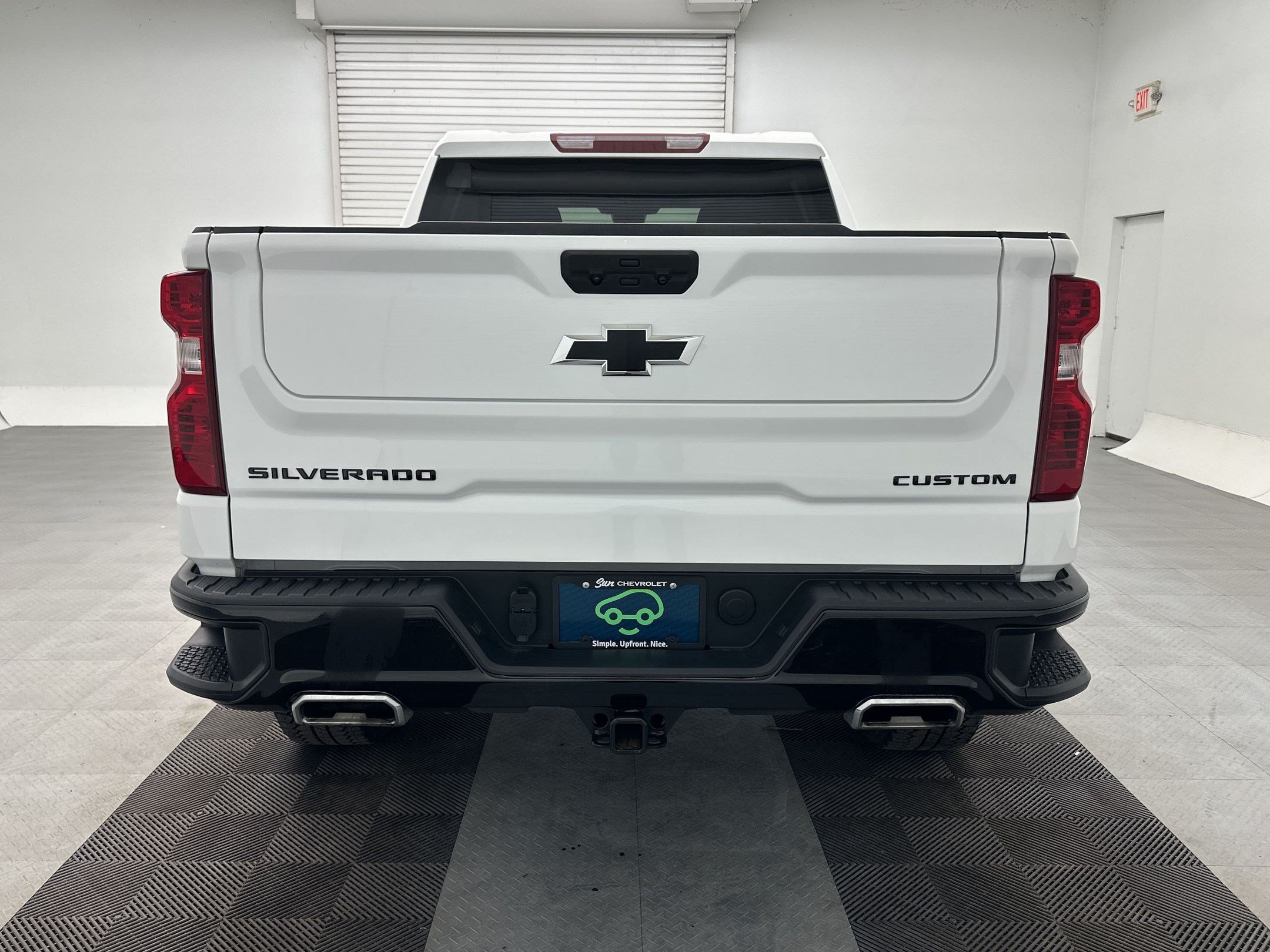 Certified 2026 Chevrolet Silverado 1500 Custom Trail Boss w/ LPO, Dark Essentials Package AWD/4WD image 10