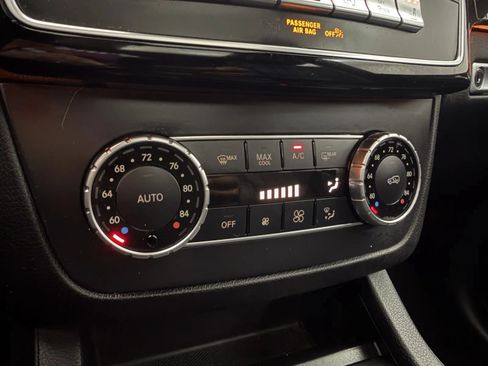 Used 2017 Mercedes-Benz GLS 450 4MATIC image 36
