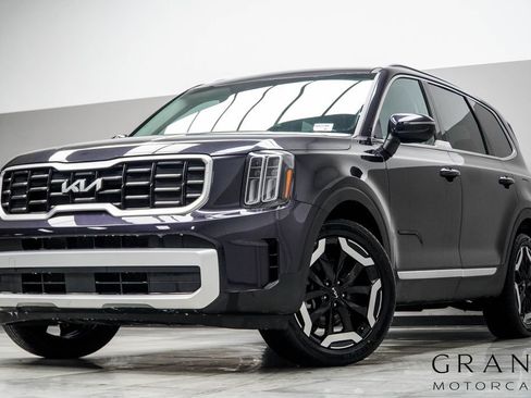 Used 2025 Kia Telluride S image 1