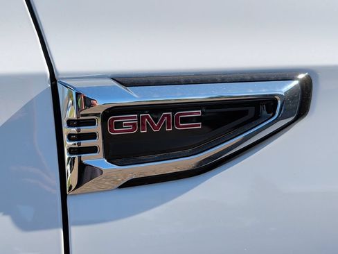 New 2026 GMC Yukon Elevation w/ Elevation Premium Package AWD/4WD image 47