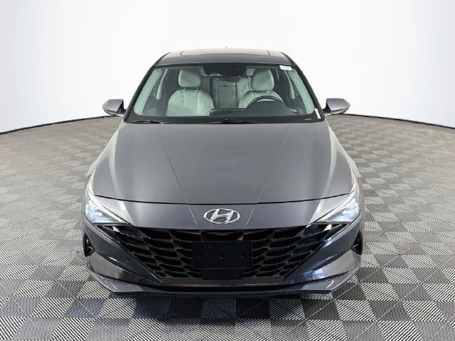 Used 2023 Hyundai Elantra Limited FWD image 2