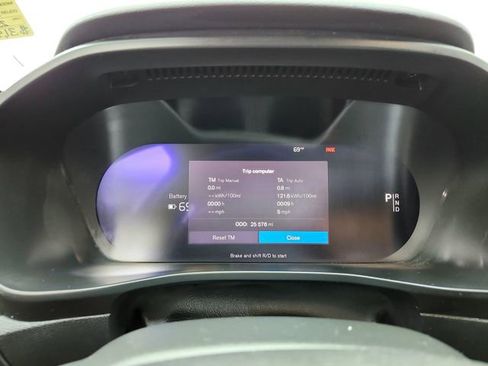 Certified 2023 Volvo XC40 Recharge Ultimate w/ Protection Package Premier AWD/4WD image 25