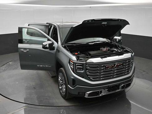 New 2026 GMC Sierra 1500 Denali w/ Denali Reserve Package AWD/4WD image 40