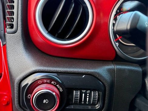 Used 2019 Jeep Wrangler Rubicon image 19