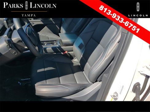 Used 2024 Lincoln Nautilus Premier w/ Jet Appearance Package image 18