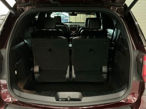 Used 2018 Ford Explorer Sport w/ Equipment Group 401A image 18