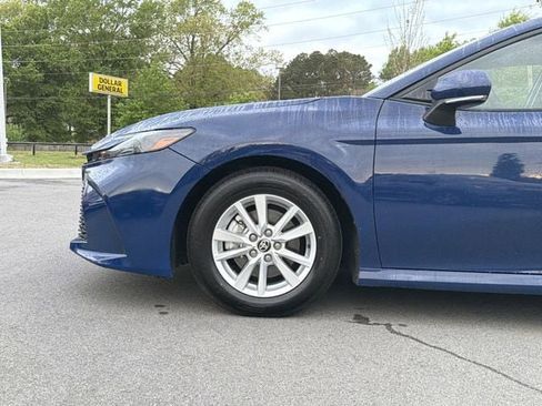 Used 2025 Toyota Camry LE FWD image 9